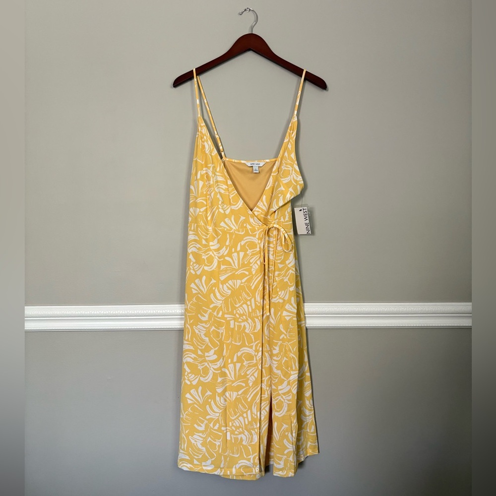 NWT Nine West Yellow White Tropical Palm Print Wrap Midi Dress Large Resort - Picture 3 of 7